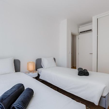 T2 Rosa Dos Ventos, A/C & Terrace - Casas & Papeis Lejlighed Armação de Pêra Eksteriør billede