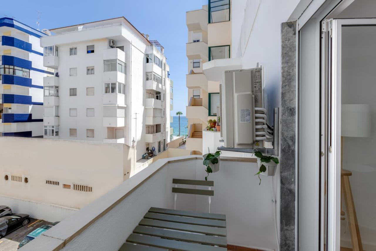 T2 Rosa Dos Ventos, A/C & Terrace - Casas & Papeis Lejlighed Armação de Pêra Eksteriør billede