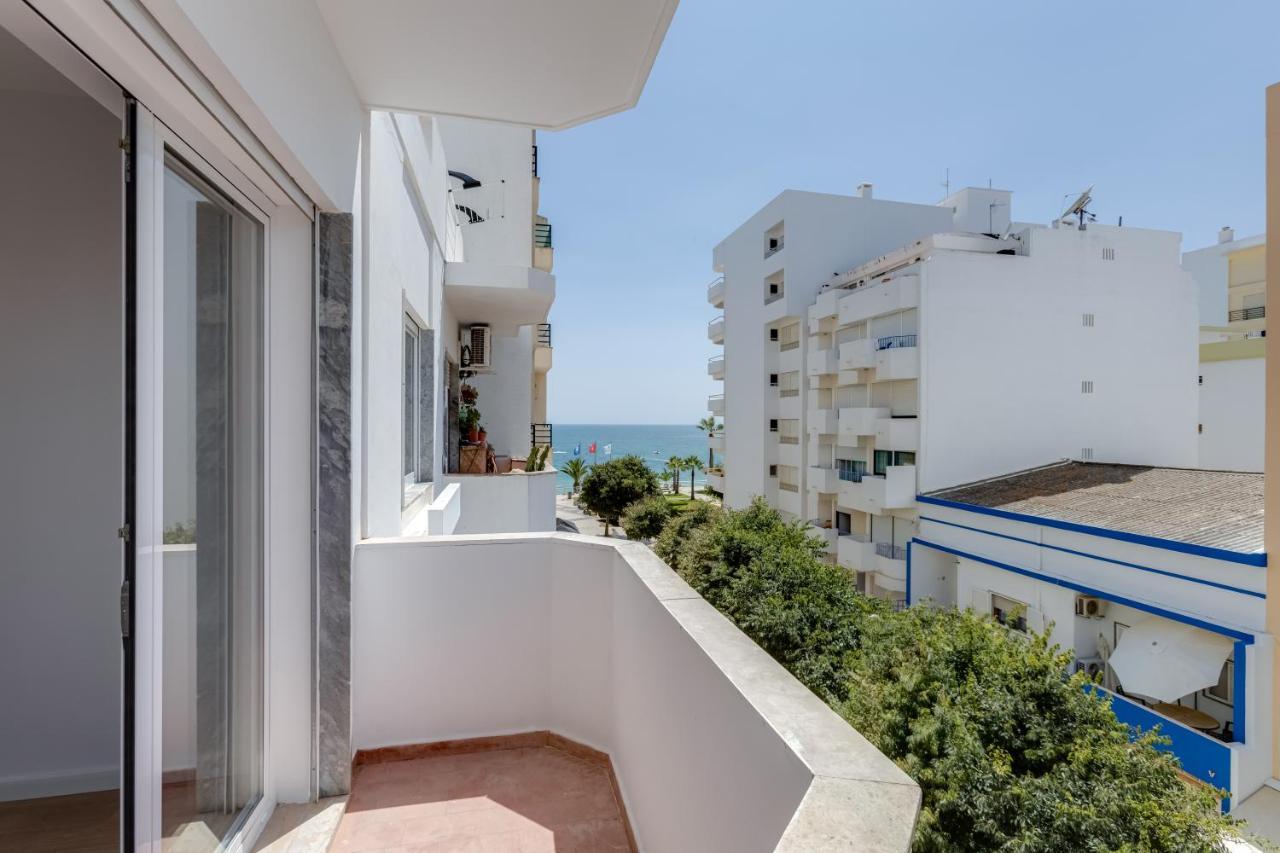 T2 Rosa Dos Ventos, A/C & Terrace - Casas & Papeis Lejlighed Armação de Pêra Eksteriør billede