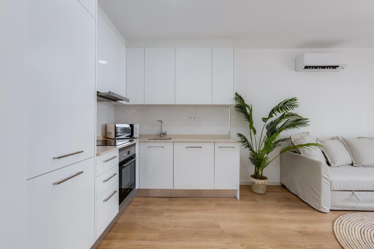 T2 Rosa Dos Ventos, A/C & Terrace - Casas & Papeis Lejlighed Armação de Pêra Eksteriør billede