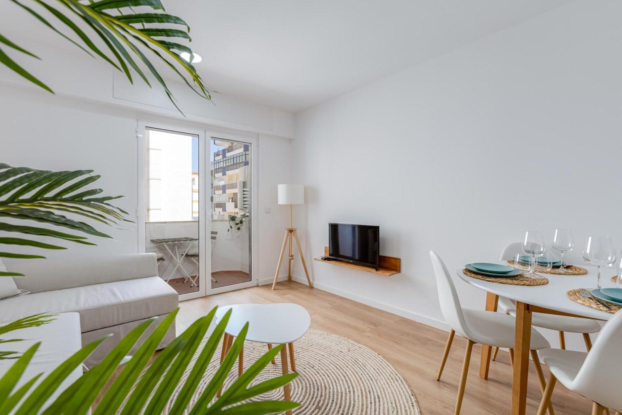 T2 Rosa Dos Ventos, A/C & Terrace - Casas & Papeis Lejlighed Armação de Pêra Eksteriør billede