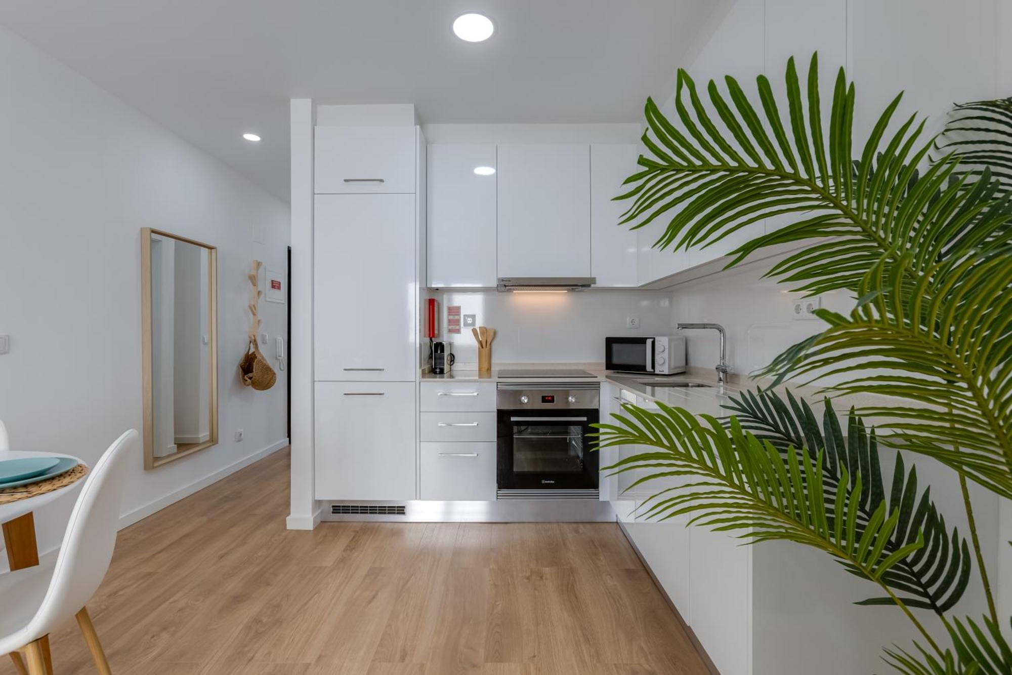T2 Rosa Dos Ventos, A/C & Terrace - Casas & Papeis Lejlighed Armação de Pêra Eksteriør billede